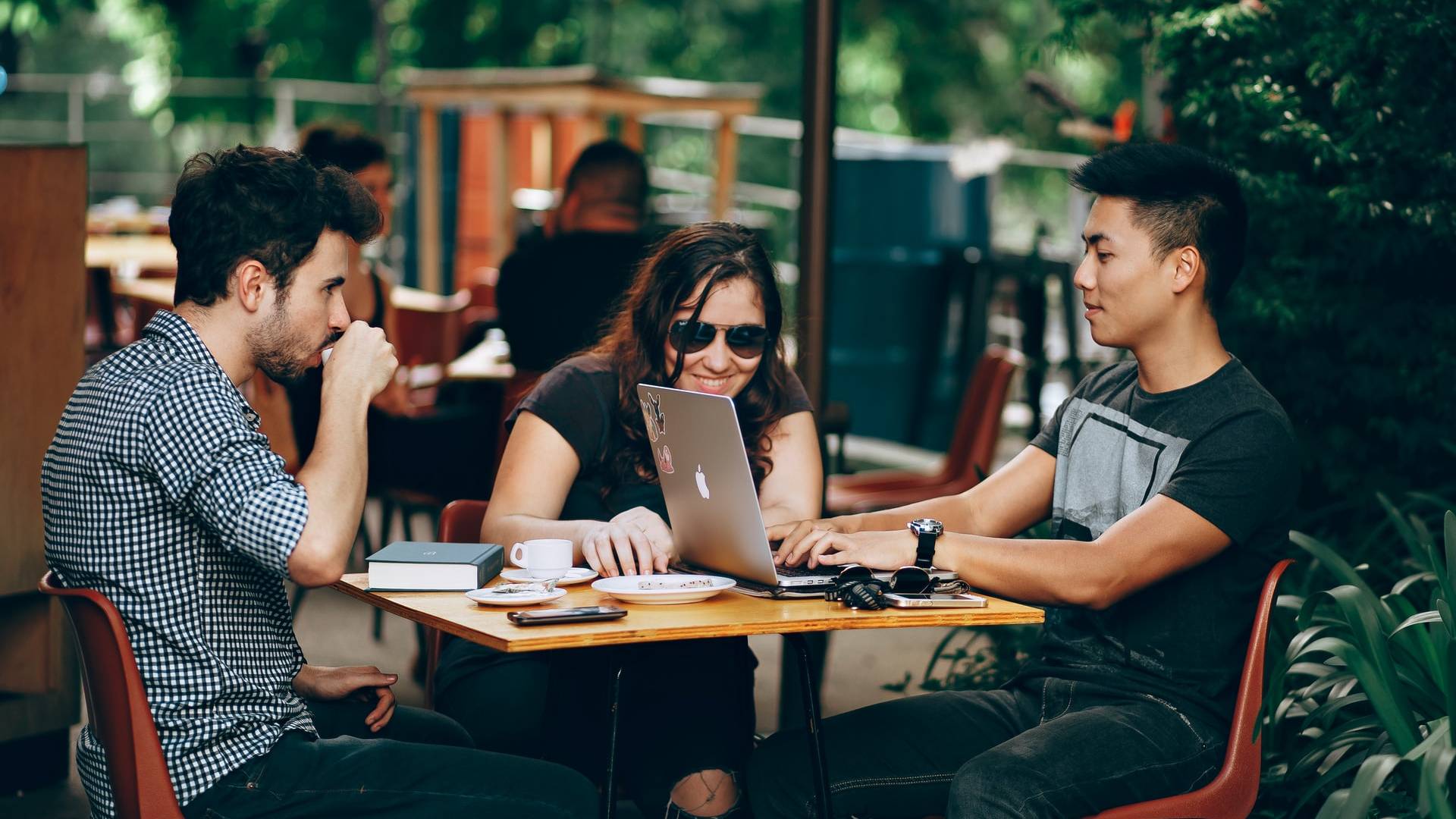 Modern Designs Mangement and Development